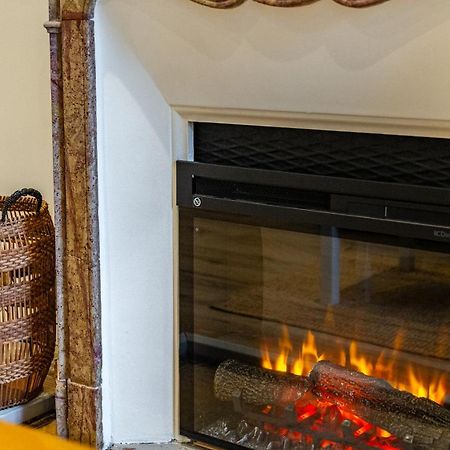 Le Cocon D'Anna Apartment Dole Bagian luar foto