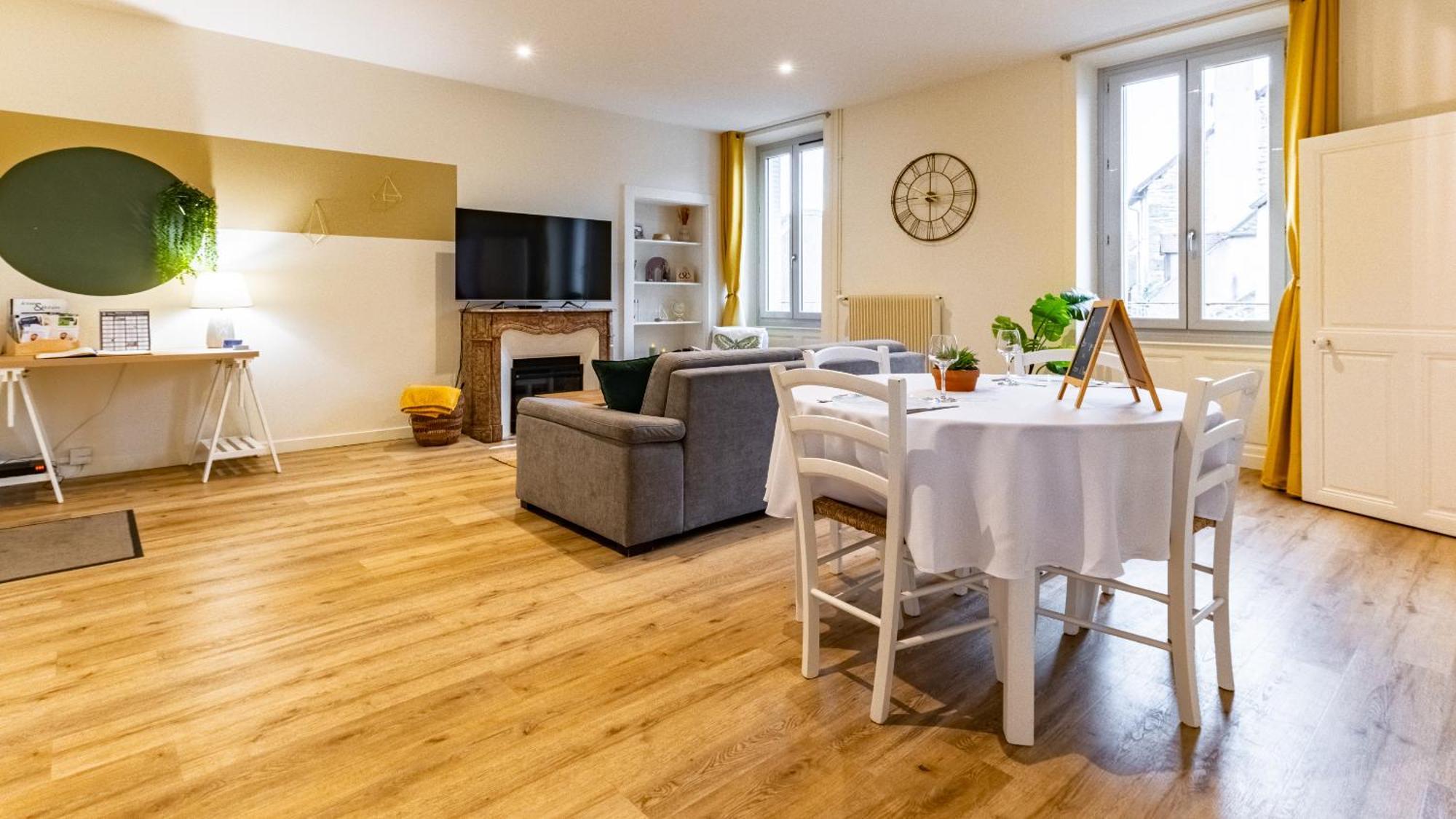 Le Cocon D'Anna Apartment Dole Bagian luar foto
